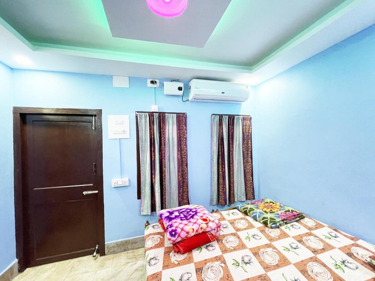 Hotel Radha Krishna Пури Экстерьер фото
