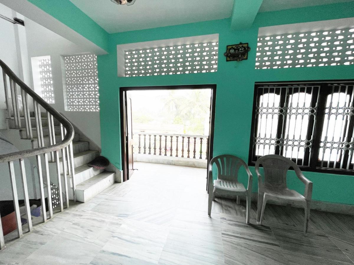 Hotel Radha Krishna Пури Экстерьер фото