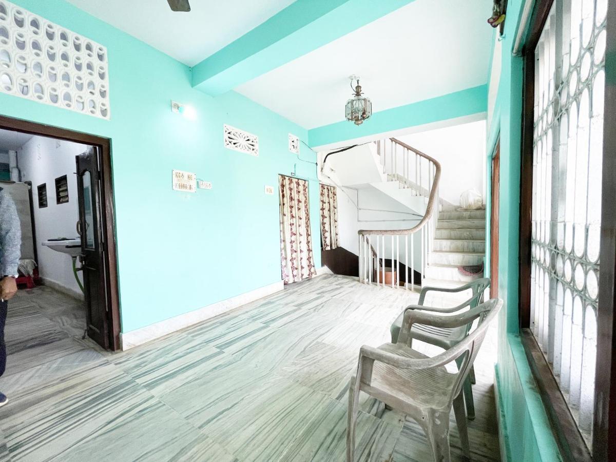 Hotel Radha Krishna Пури Экстерьер фото